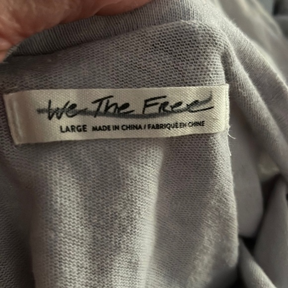 FREE People Tie Dye Cut Out Back Slouchy Boho Tee Size Large - Picture 13 of 14